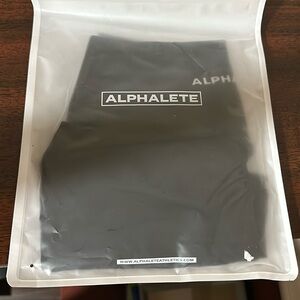Alphalete Amplify Short 4.5in Black - New